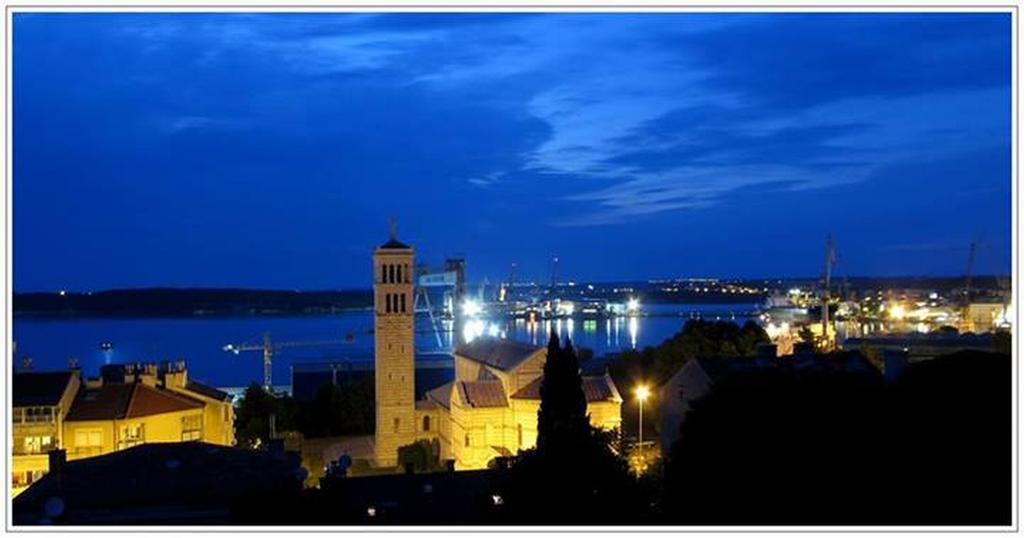 Goga * Pula